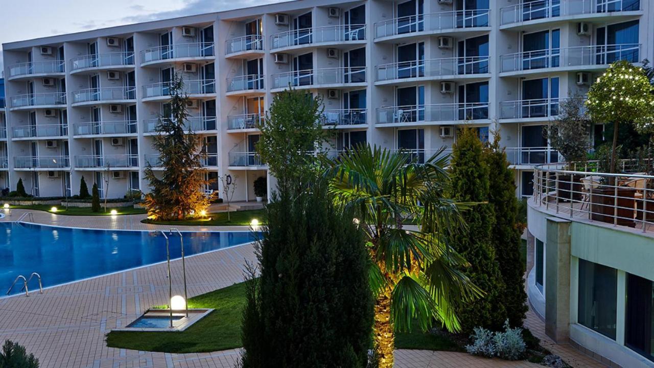 Design Studio In Atlantis Resort&Spa, Burgas Airport المظهر الخارجي الصورة