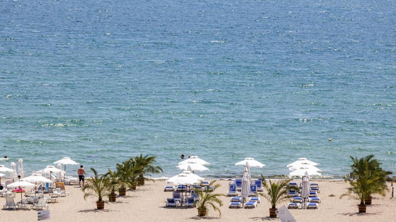 Design Studio In Atlantis Resort&Spa, Burgas Airport المظهر الخارجي الصورة